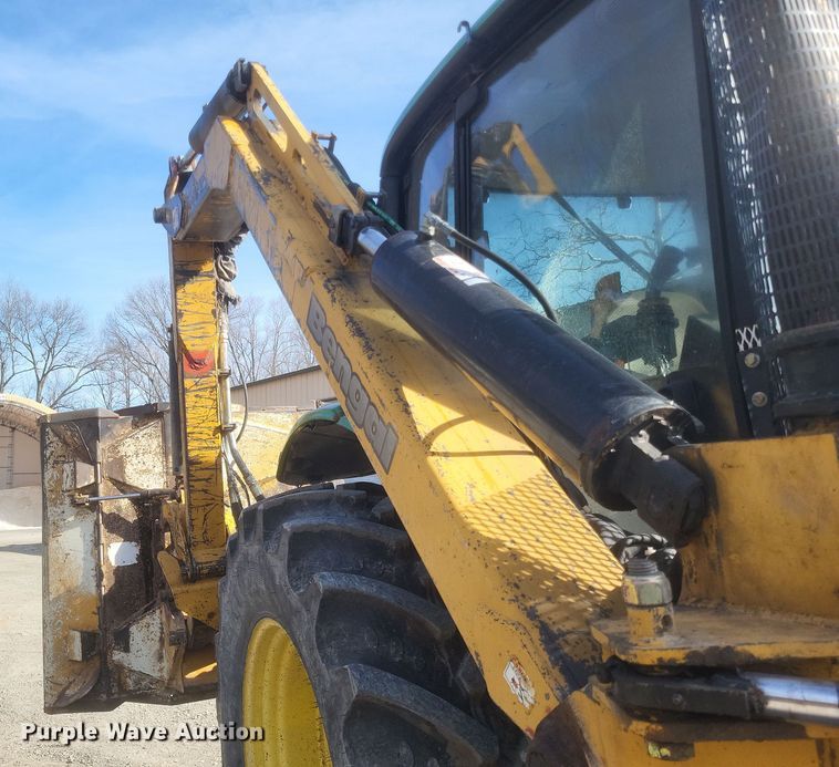 image for item DS5342 2015 John Deere 6115M MFWD tractor