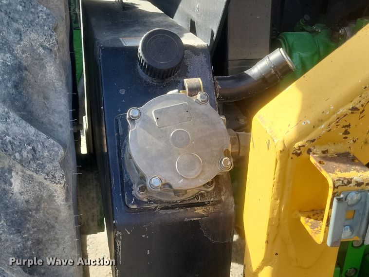 image for item DS5342 2015 John Deere 6115M MFWD tractor