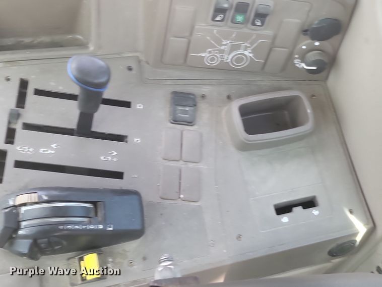 image for item DS5342 2015 John Deere 6115M MFWD tractor