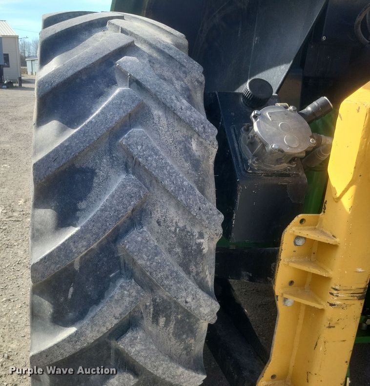 image for item DS5342 2015 John Deere 6115M MFWD tractor