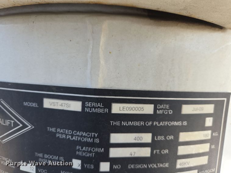 image for item DS5355 2010 Ford F550 Super Duty XLT bucket truck