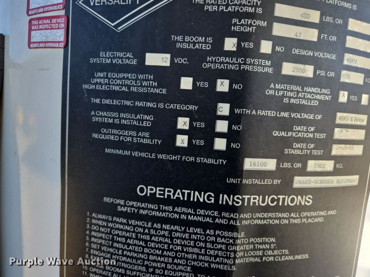 image for item DS5355 2010 Ford F550 Super Duty XLT bucket truck