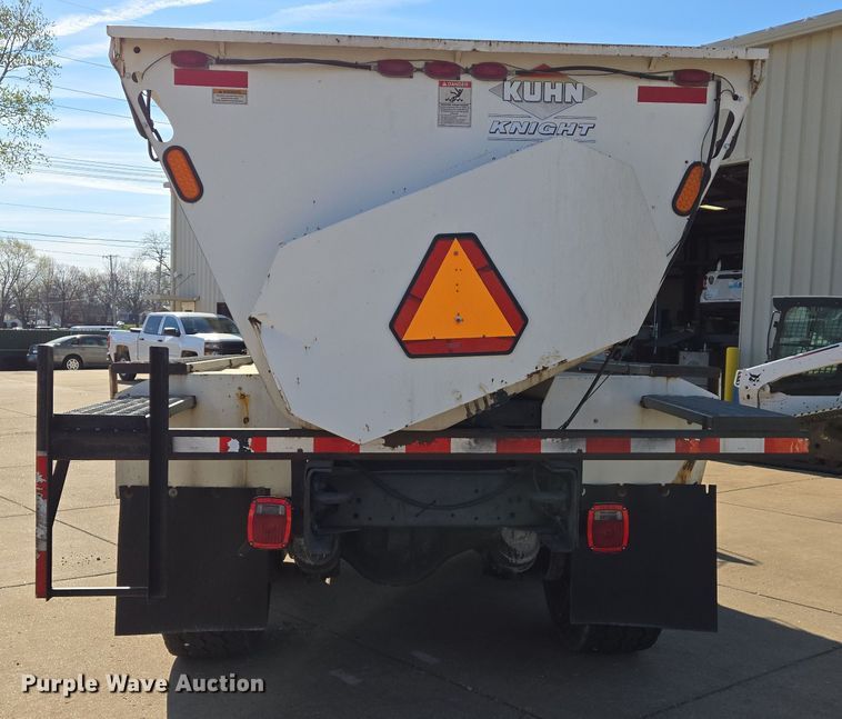 image for item DS5356 1990 GMC TopKick manure spreader truck