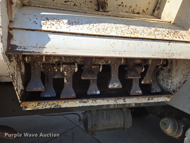 image for item DS5356 1990 GMC TopKick manure spreader truck