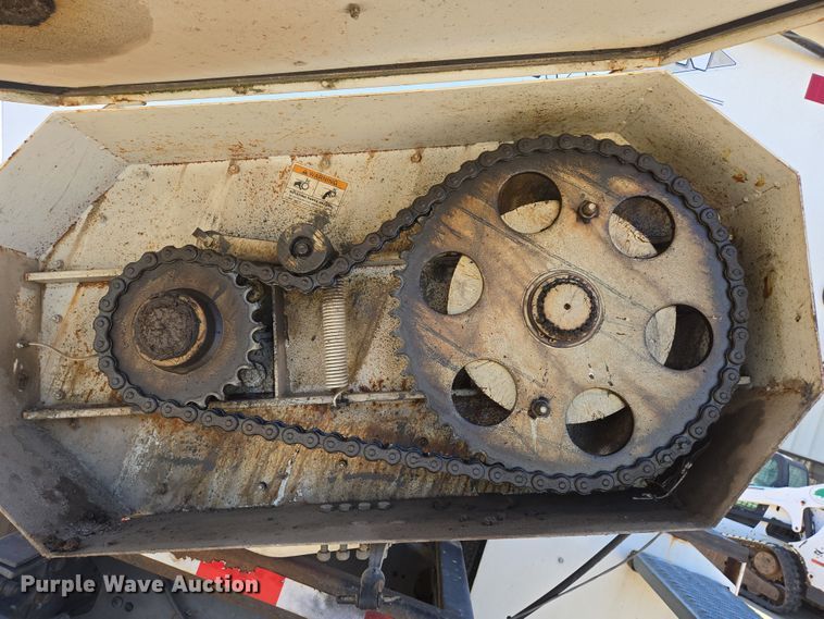 image for item DS5356 1990 GMC TopKick manure spreader truck