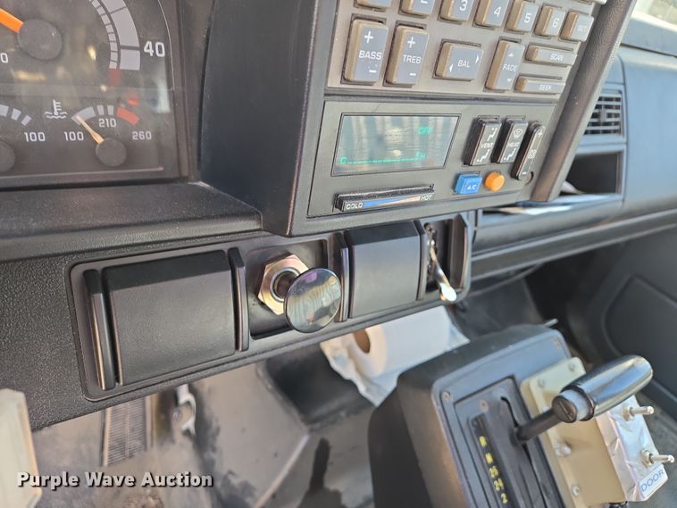 image for item DS5356 1990 GMC TopKick manure spreader truck