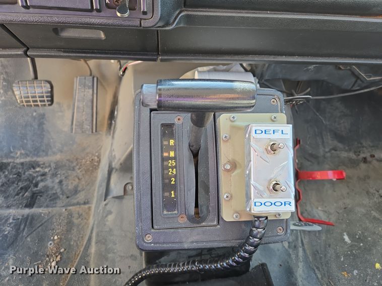 image for item DS5356 1990 GMC TopKick manure spreader truck