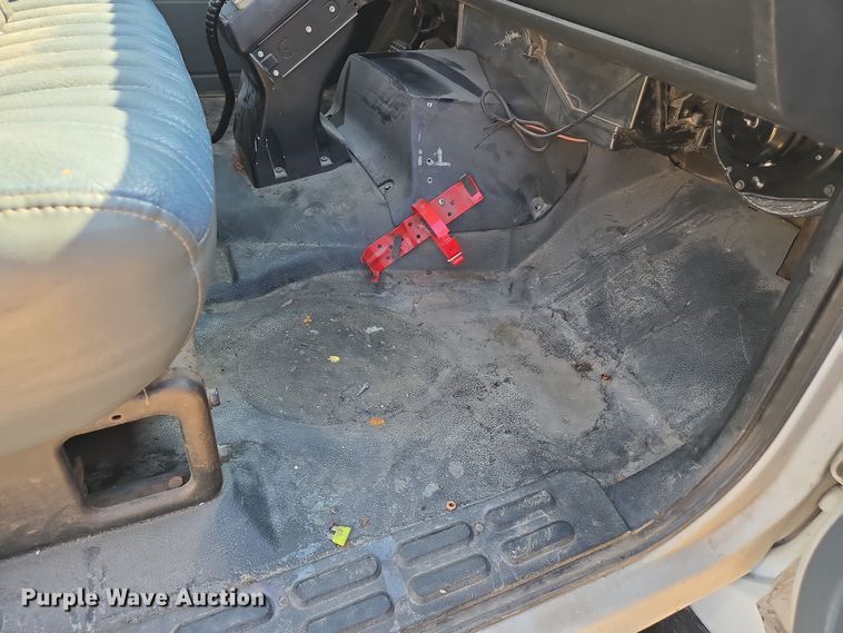 image for item DS5356 1990 GMC TopKick manure spreader truck