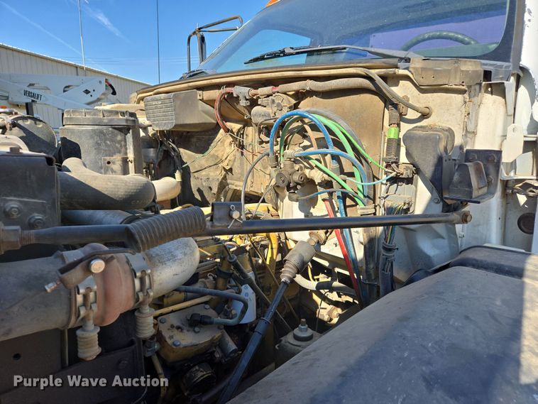 image for item DS5356 1990 GMC TopKick manure spreader truck