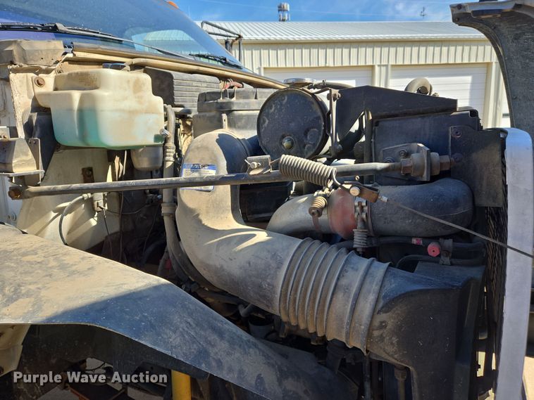 image for item DS5356 1990 GMC TopKick manure spreader truck