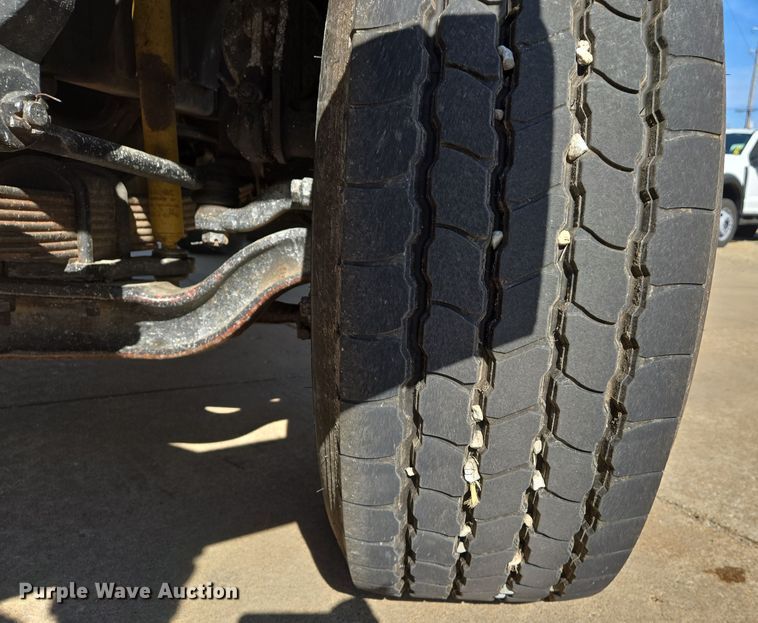 image for item DS5356 1990 GMC TopKick manure spreader truck