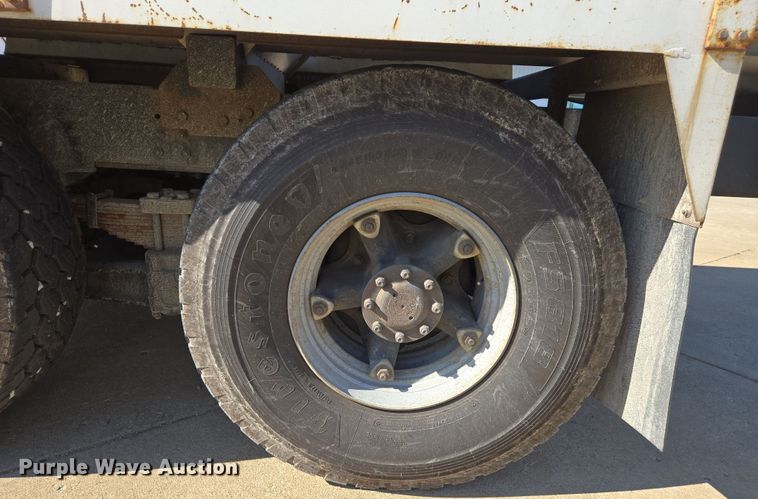 image for item DS5356 1990 GMC TopKick manure spreader truck