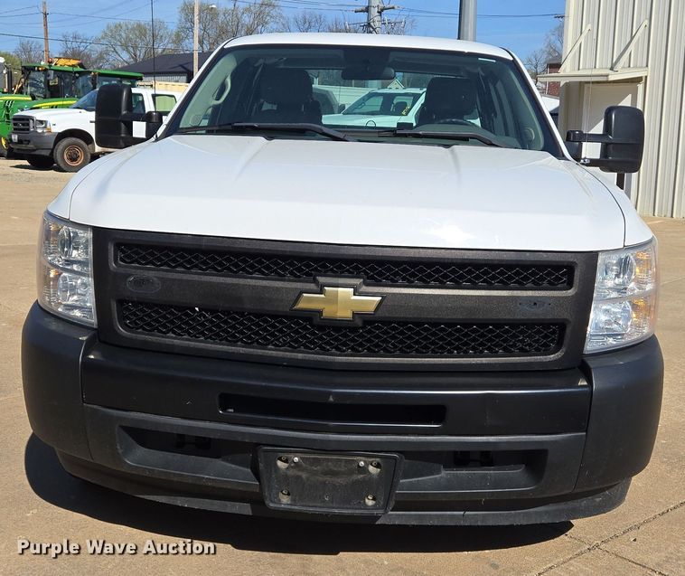 image for item DS5357 2011 Chevrolet Silverado 1500 Ext. Cab pickup truck