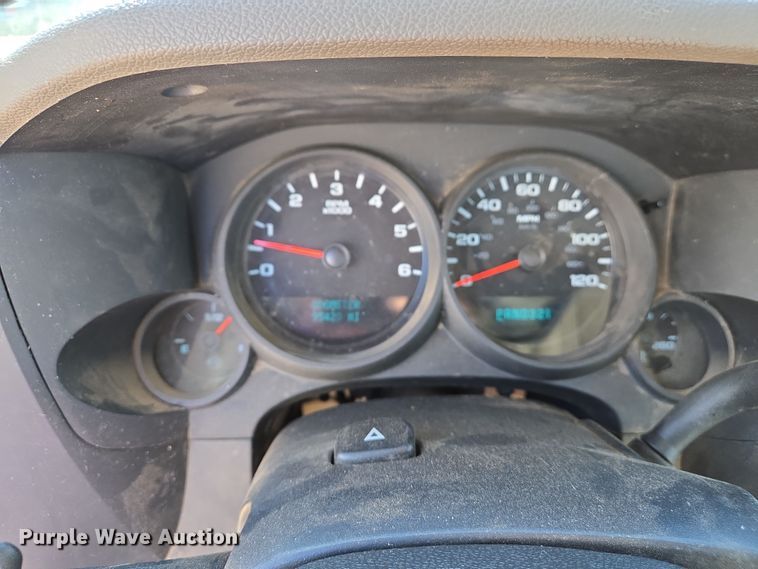 image for item DS5357 2011 Chevrolet Silverado 1500 Ext. Cab pickup truck