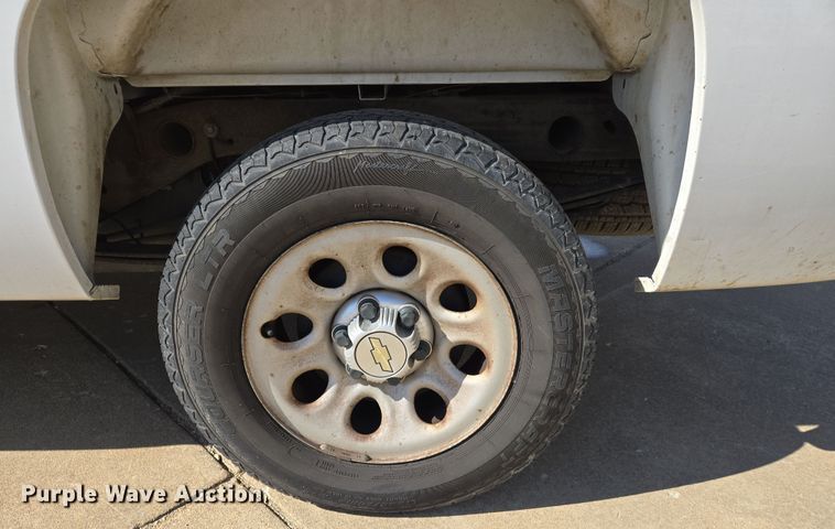 image for item DS5357 2011 Chevrolet Silverado 1500 Ext. Cab pickup truck