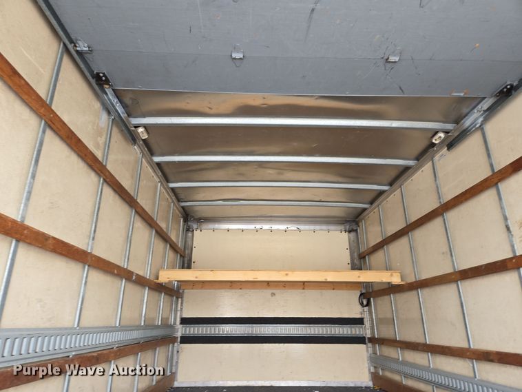 image for item DS5364 2000 Ford E350 Super Duty box truck