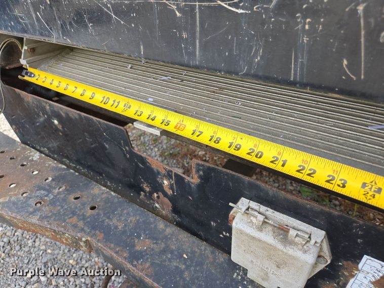 image for item DS5364 2000 Ford E350 Super Duty box truck