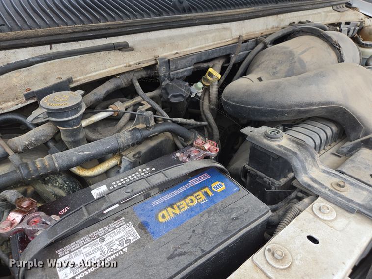 image for item DS5364 2000 Ford E350 Super Duty box truck