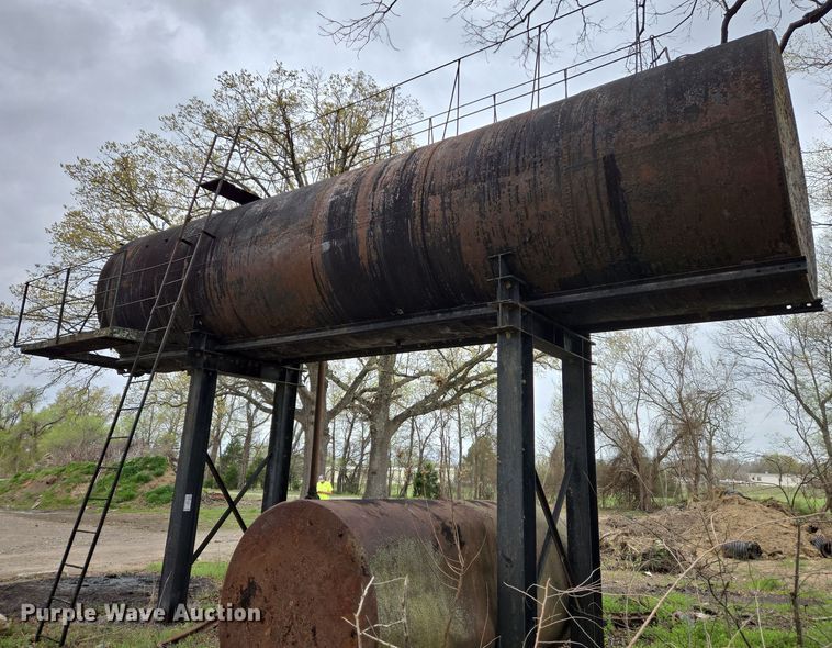 image for item DS5368 Fuel tank