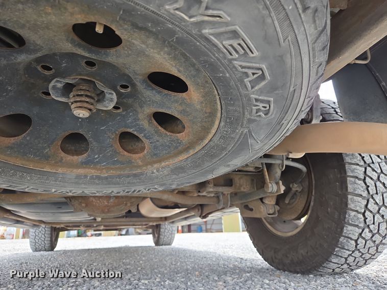 image for item DS5369 2005 Chevrolet Suburban Police SUV