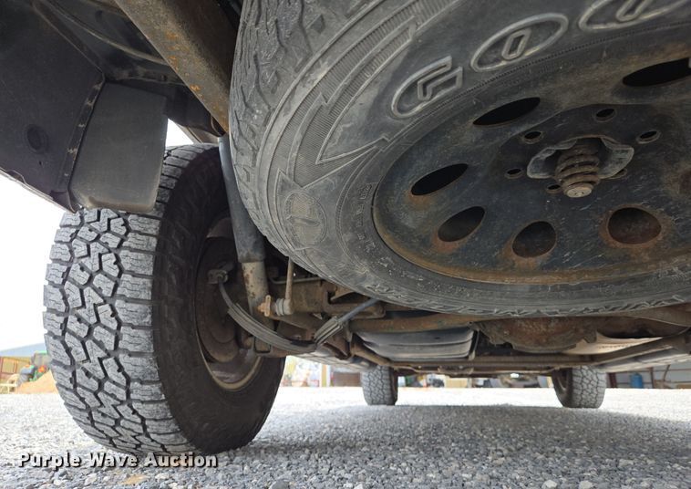 image for item DS5369 2005 Chevrolet Suburban Police SUV