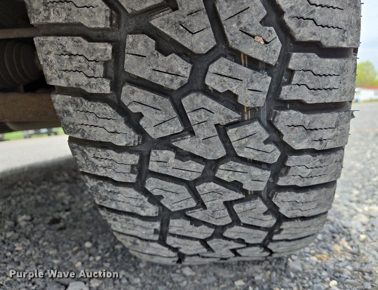 image for item DS5369 2005 Chevrolet Suburban Police SUV