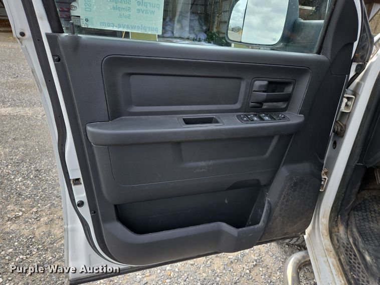 image for item DS5370 2012 Dodge Ram 2500 Crew Cab pickup truck