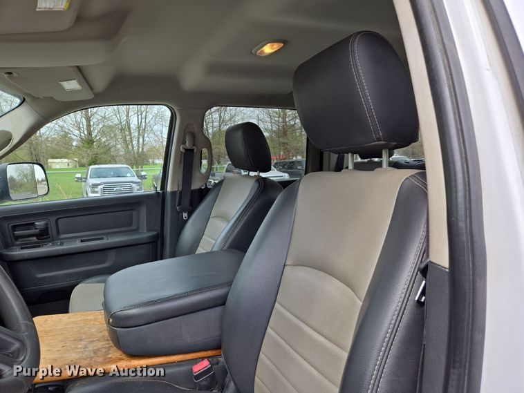 image for item DS5370 2012 Dodge Ram 2500 Crew Cab pickup truck