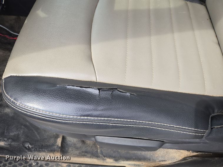 image for item DS5370 2012 Dodge Ram 2500 Crew Cab pickup truck