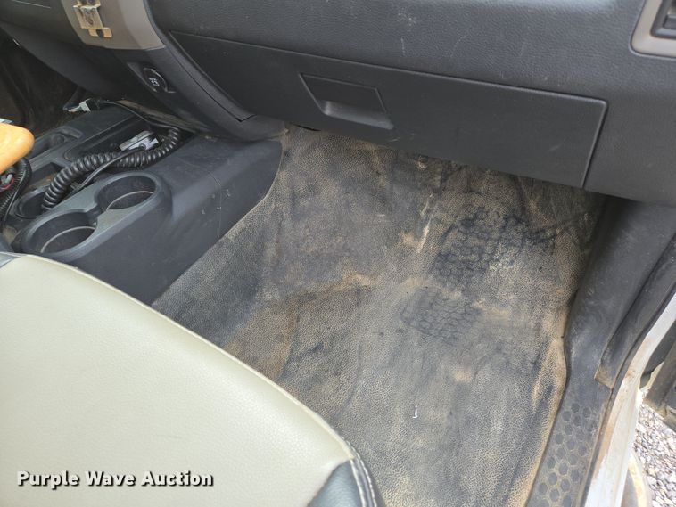 image for item DS5370 2012 Dodge Ram 2500 Crew Cab pickup truck