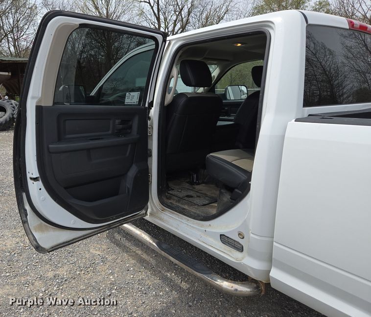 image for item DS5370 2012 Dodge Ram 2500 Crew Cab pickup truck