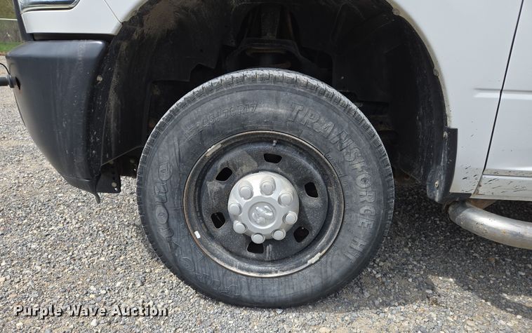 image for item DS5370 2012 Dodge Ram 2500 Crew Cab pickup truck