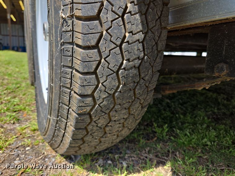 image for item DT4755 2016 Lark United enclosed cargo trailer