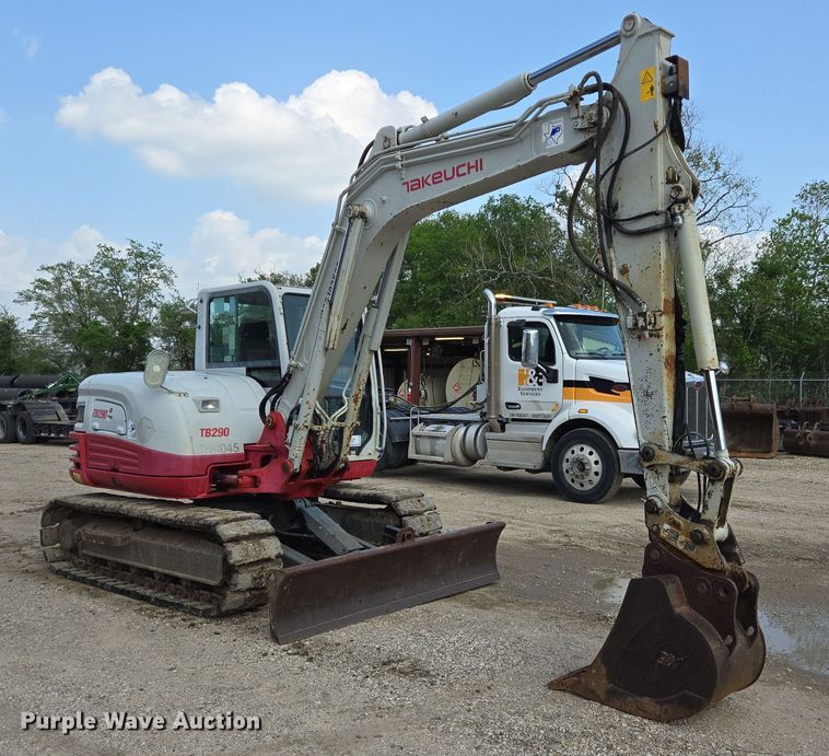 image for item DT4770 2016 Takeuchi TB290 mini excavator