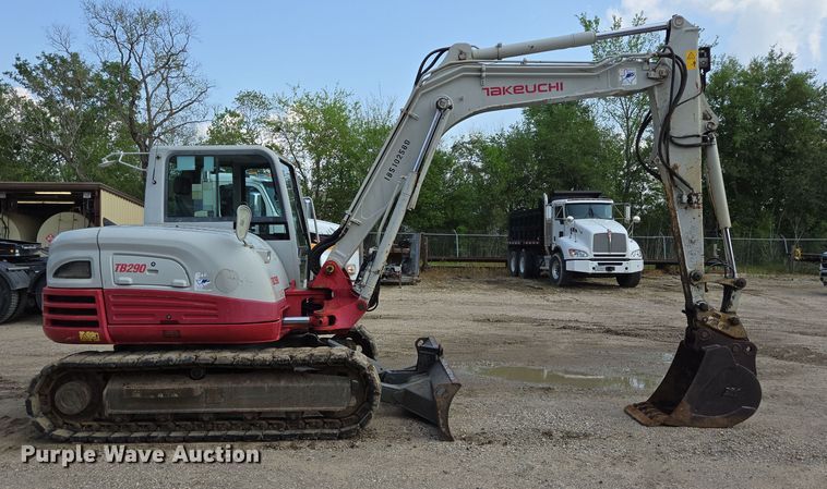 image for item DT4770 2016 Takeuchi TB290 mini excavator