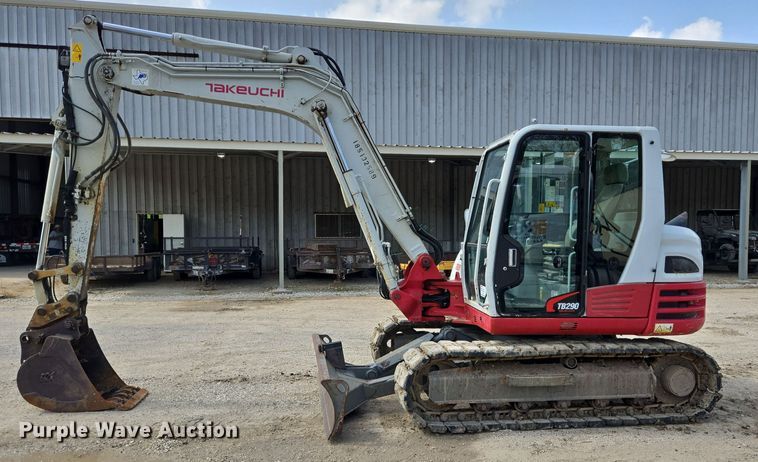 image for item DT4770 2016 Takeuchi TB290 mini excavator