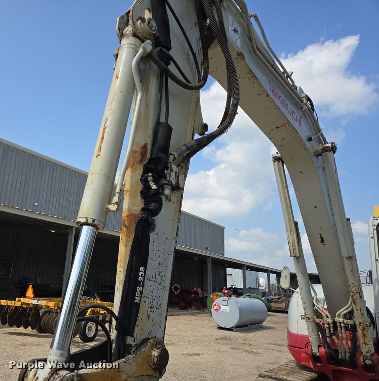 image for item DT4770 2016 Takeuchi TB290 mini excavator