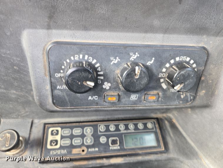 image for item DT4770 2016 Takeuchi TB290 mini excavator