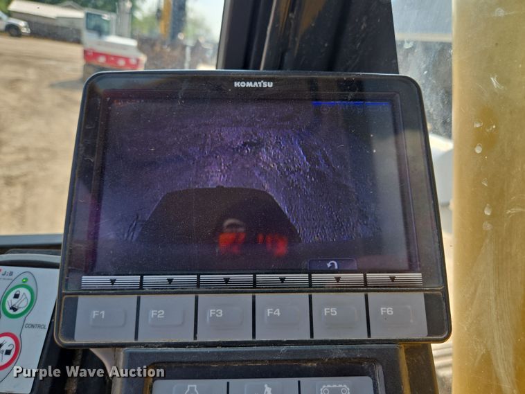 image for item DT4771 2013 Komatsu PC240LC-10 excavator