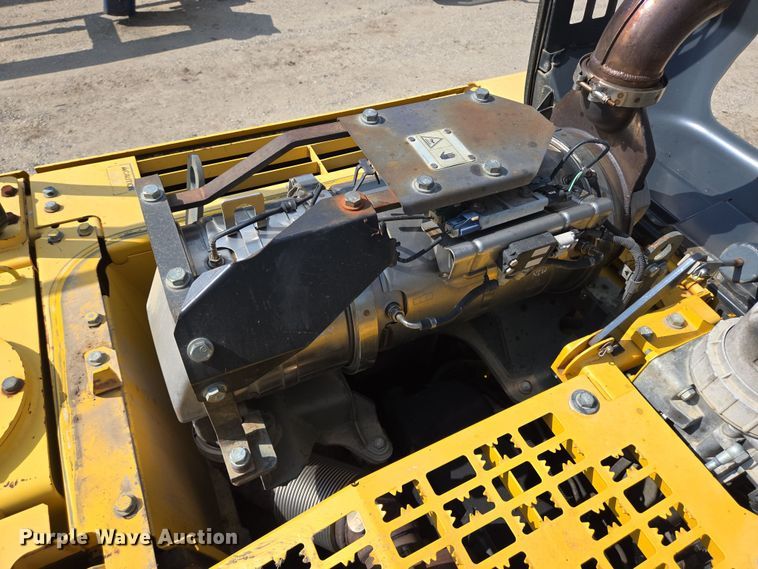 image for item DT4771 2013 Komatsu PC240LC-10 excavator