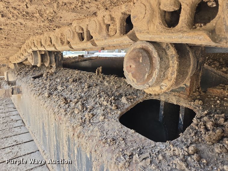 image for item DT4771 2013 Komatsu PC240LC-10 excavator