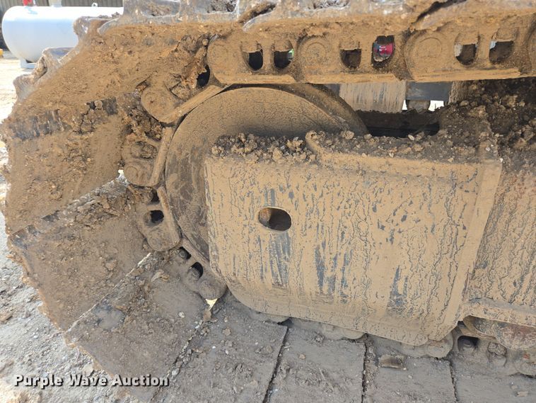 image for item DT4771 2013 Komatsu PC240LC-10 excavator