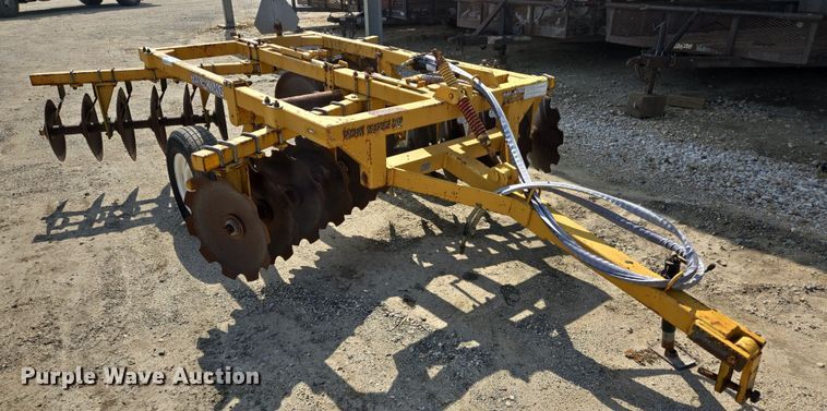 image for item DT4772 Hay King tandem disk