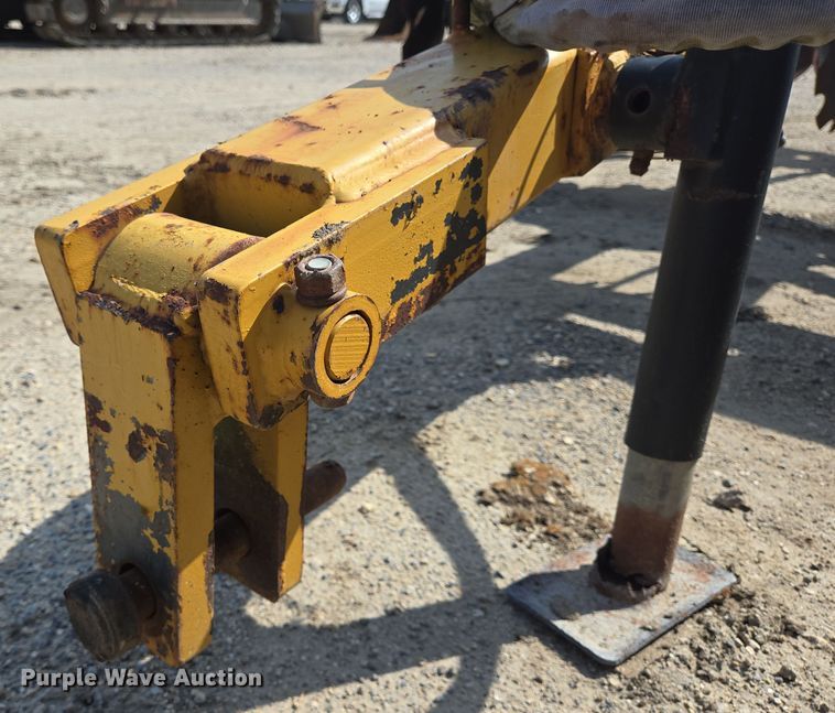 image for item DT4772 Hay King tandem disk