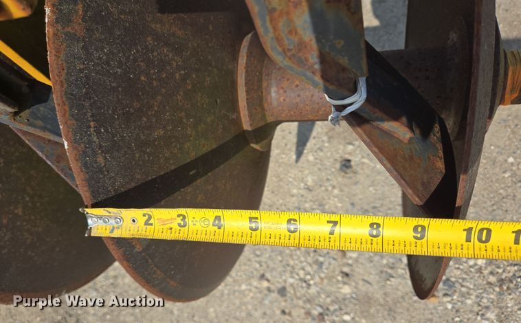 image for item DT4772 Hay King tandem disk