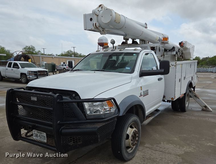 image for item DT4773 2013 Dodge Ram 5500 bucket truck