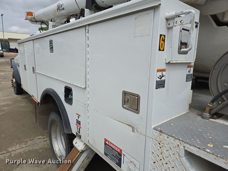 image for item DT4773 2013 Dodge Ram 5500 bucket truck