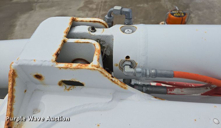 image for item DT4773 2013 Dodge Ram 5500 bucket truck