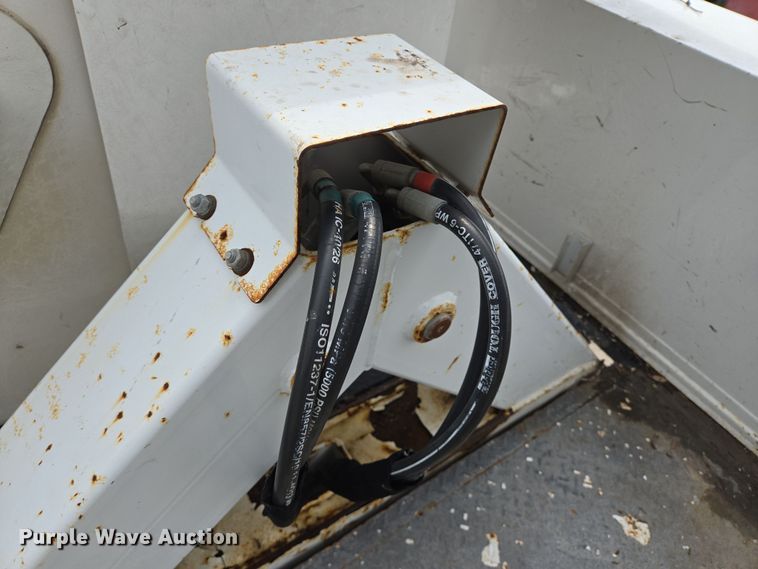 image for item DT4773 2013 Dodge Ram 5500 bucket truck