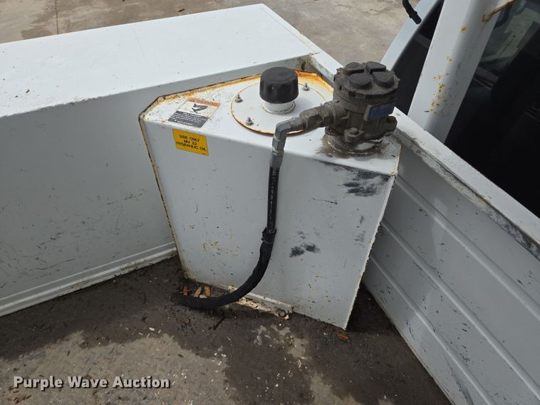 image for item DT4773 2013 Dodge Ram 5500 bucket truck